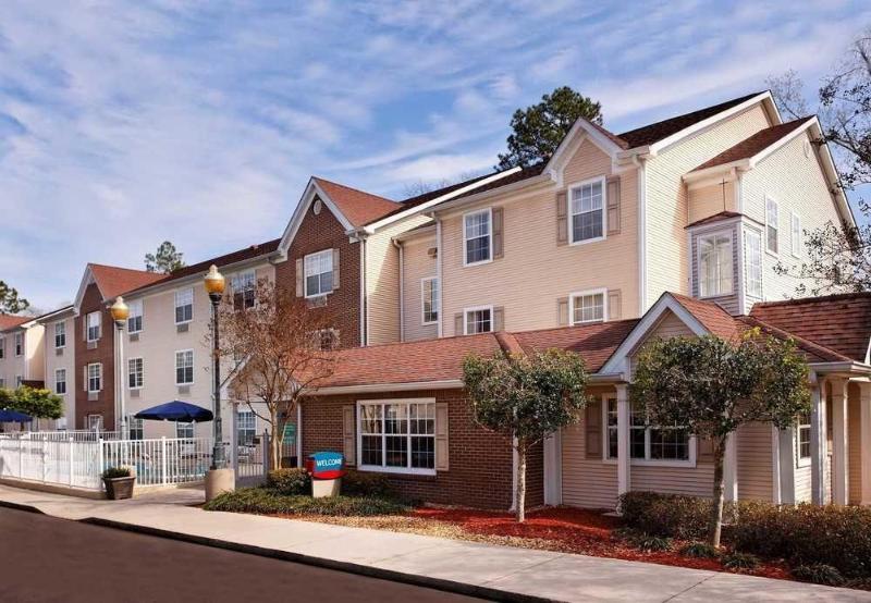 Alluxsuites At 1876, Ascend Hotel Collection Tallahassee Eksteriør billede