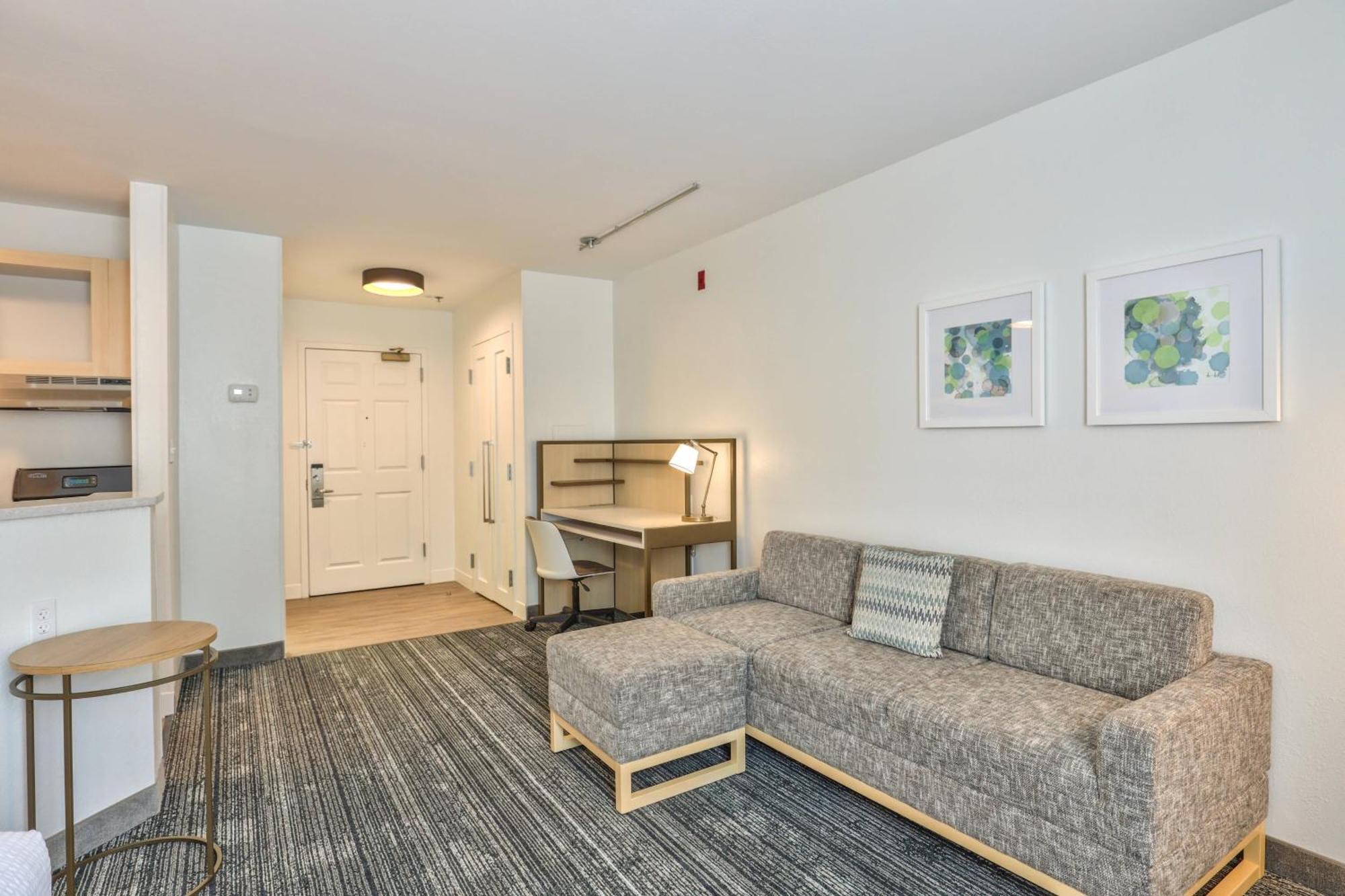 Alluxsuites At 1876, Ascend Hotel Collection Tallahassee Eksteriør billede