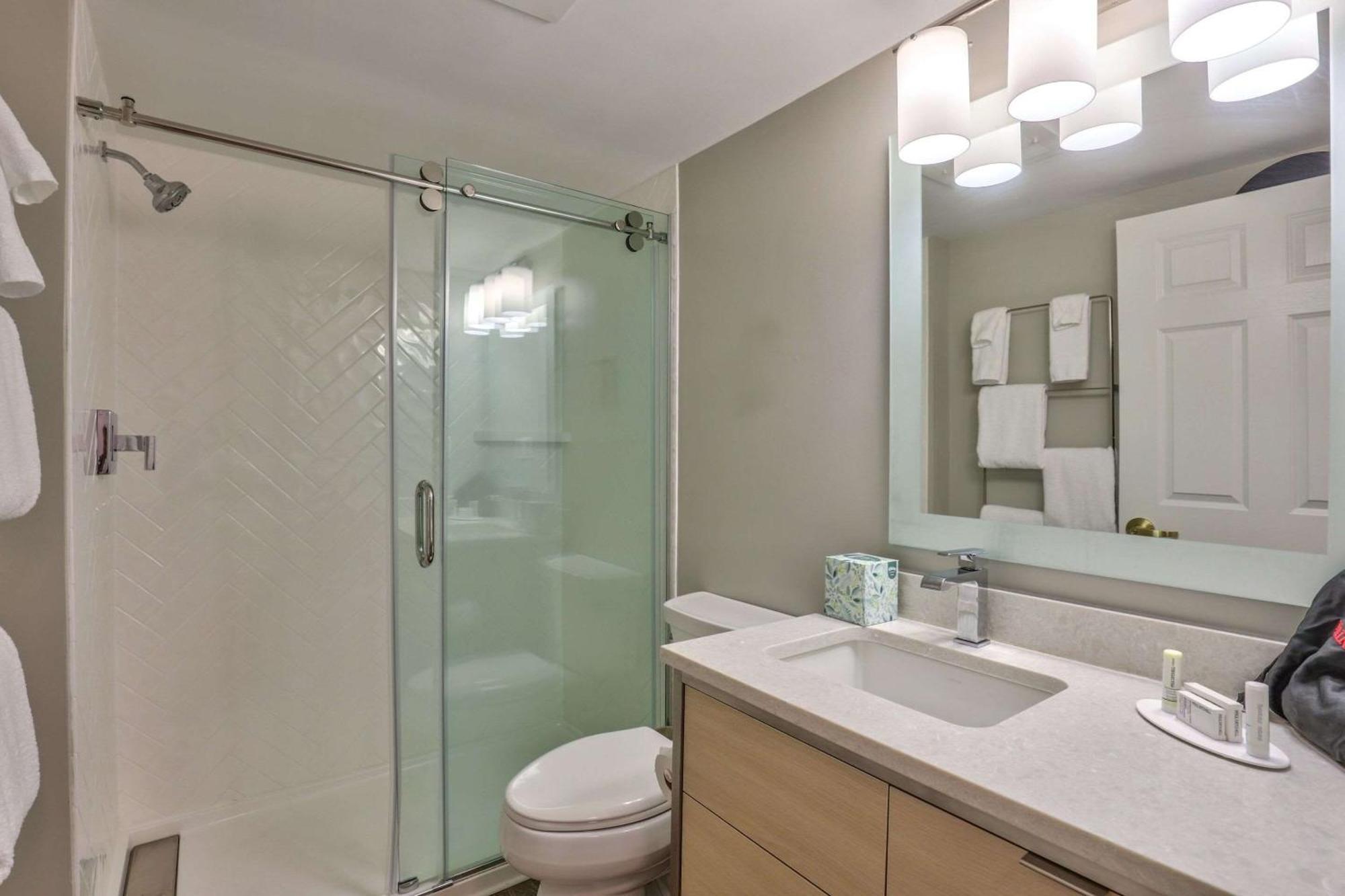 Alluxsuites At 1876, Ascend Hotel Collection Tallahassee Eksteriør billede