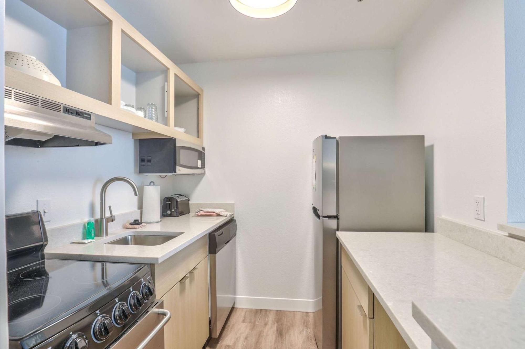 Alluxsuites At 1876, Ascend Hotel Collection Tallahassee Eksteriør billede