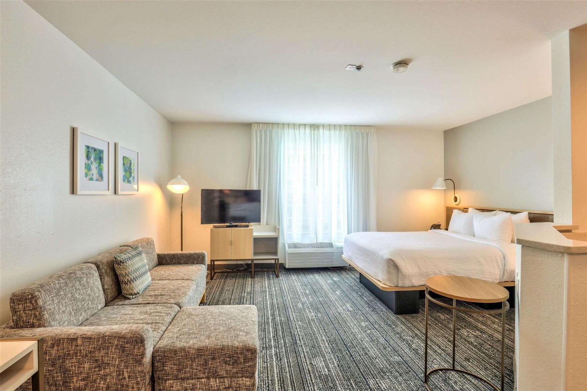 Alluxsuites At 1876, Ascend Hotel Collection Tallahassee Eksteriør billede
