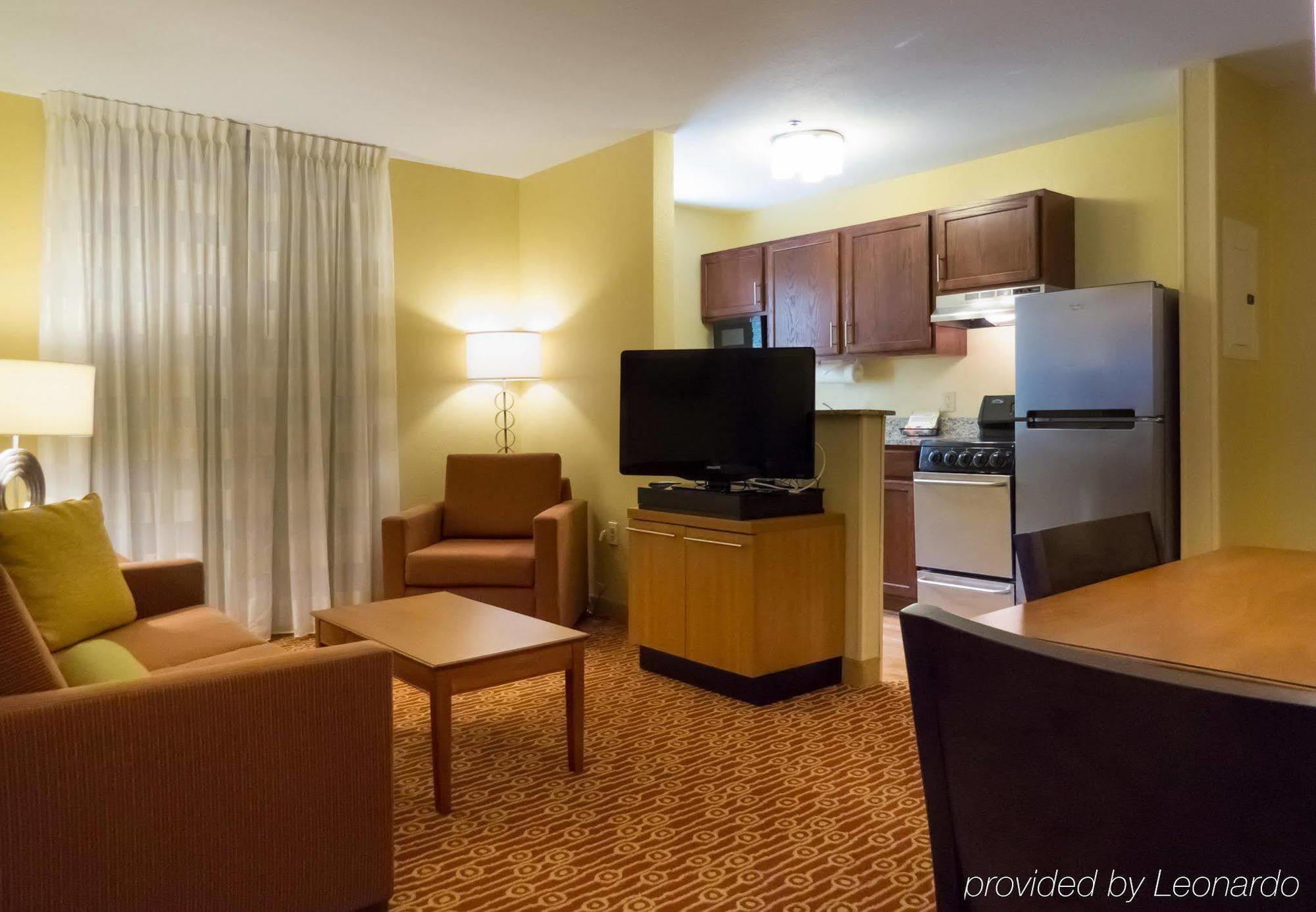 Alluxsuites At 1876, Ascend Hotel Collection Tallahassee Eksteriør billede